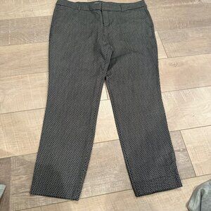 OLD NAVY PIXIE PANTS BLACK AND WHITE MIDRISE NWOT SIZE 14